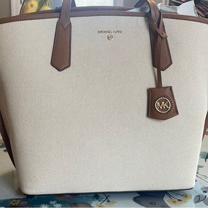 Brand new Michaels kors jane tote